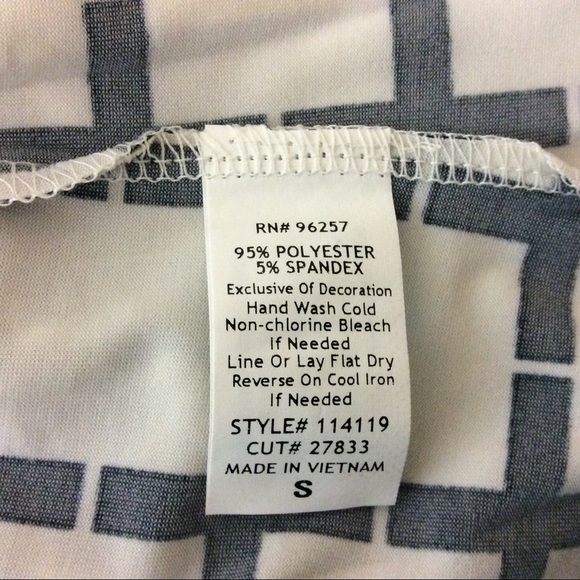 New Perseption Concepts Embellished Sleeveless Top - Picture 6 of 6